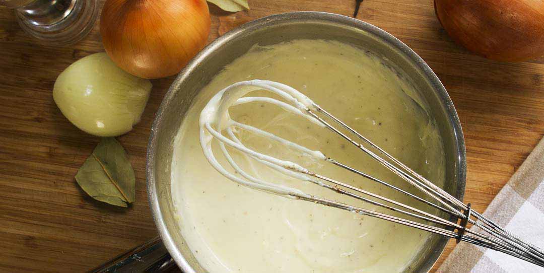How to make a white bechamel sauce