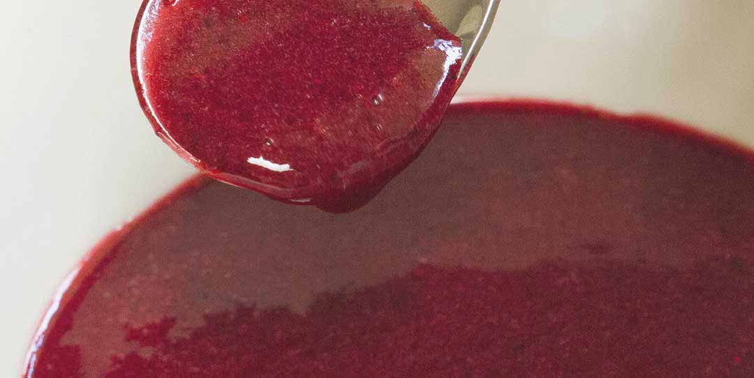 how to make a berry coulis for desserts