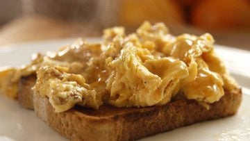 The best scrambled egg recipe on planet earth