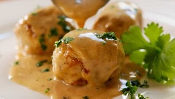 Swedish Chicken Meat Ball recipe