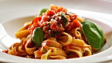 Fresh tomato and basil with freshly made fettuccine pasta