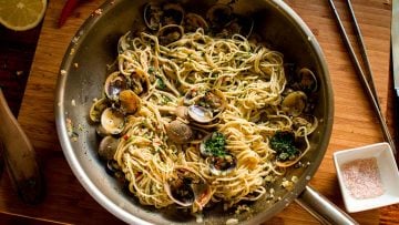 Clam Shell pasta - Vongole Linguini