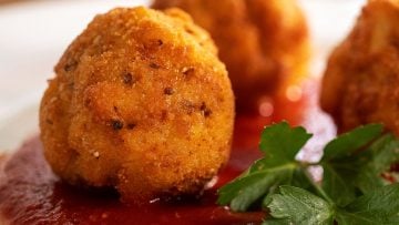 Mac & Cheese Balls