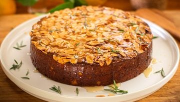 Lemon Ricotta Polenta Cake