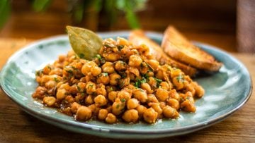 Braised Chickpeas Mediterranean Style