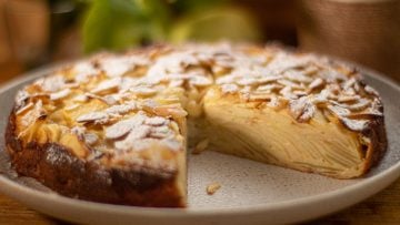 Layered Apple Cake