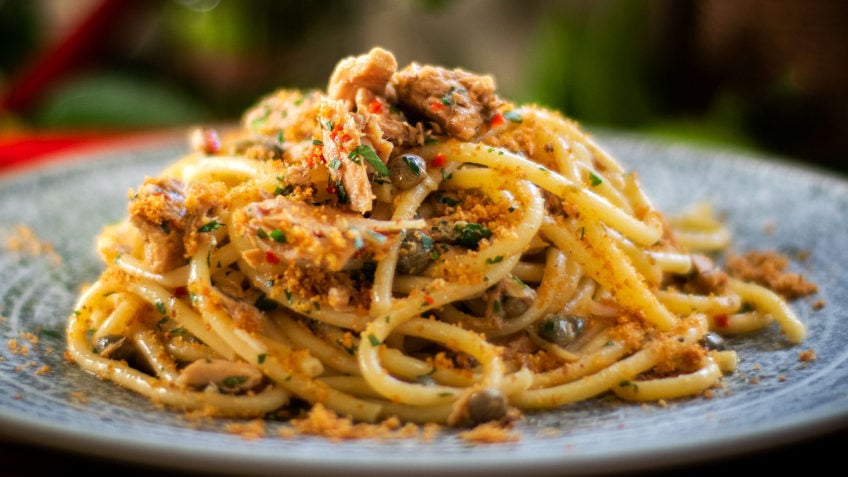 Garlic and Chili Tuna Pasta