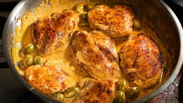 Chicken breast in smoked paprika