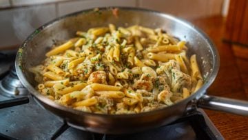 Buttery Cauliflower Garlic Pasta