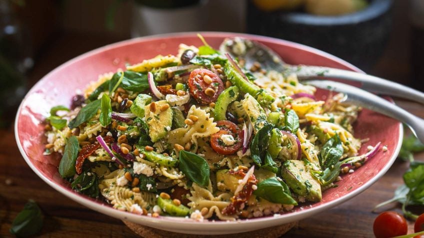 Mediterranean Pasta Salad - Easy Meals with Video Recipes by Chef