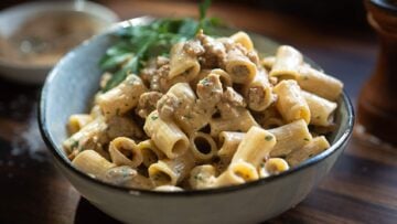 Craziest good creamy sausage pasta