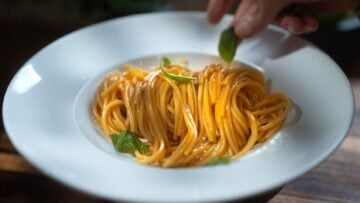 Pasta al Brodo di Pomodoro