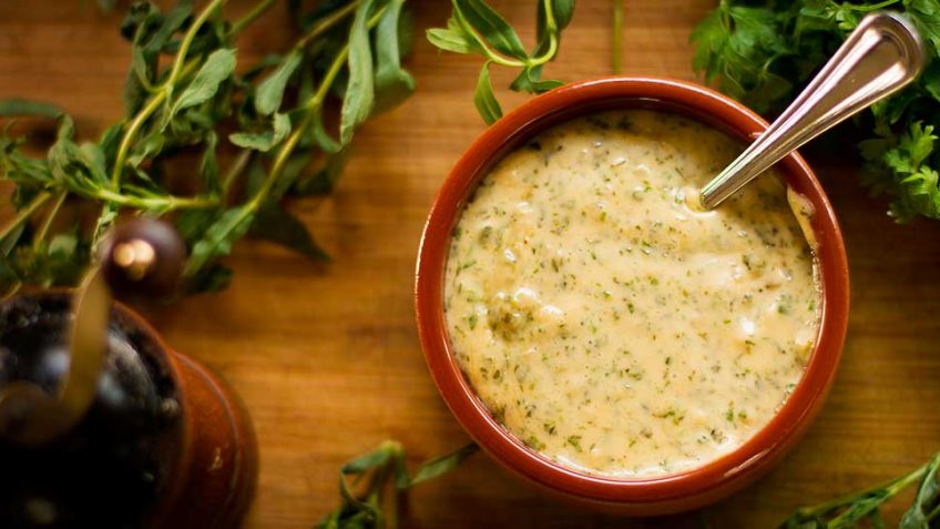 How to make Béarnaise sauce
