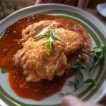 Crispy chicken thighs vinegar sauce