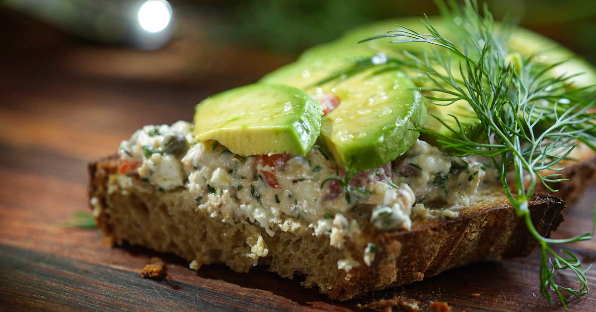 Mediterranean Tuna Salad with Lemon, Herbs & Feta