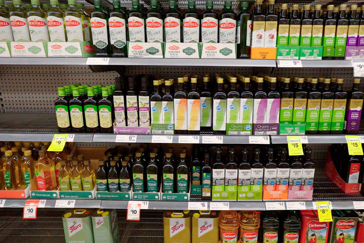 How to spot fake olive oils