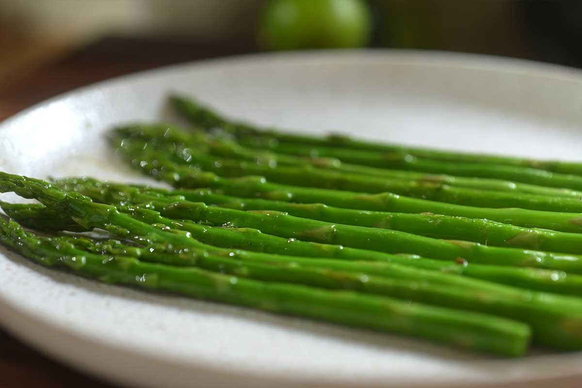 Pan fried asparagus