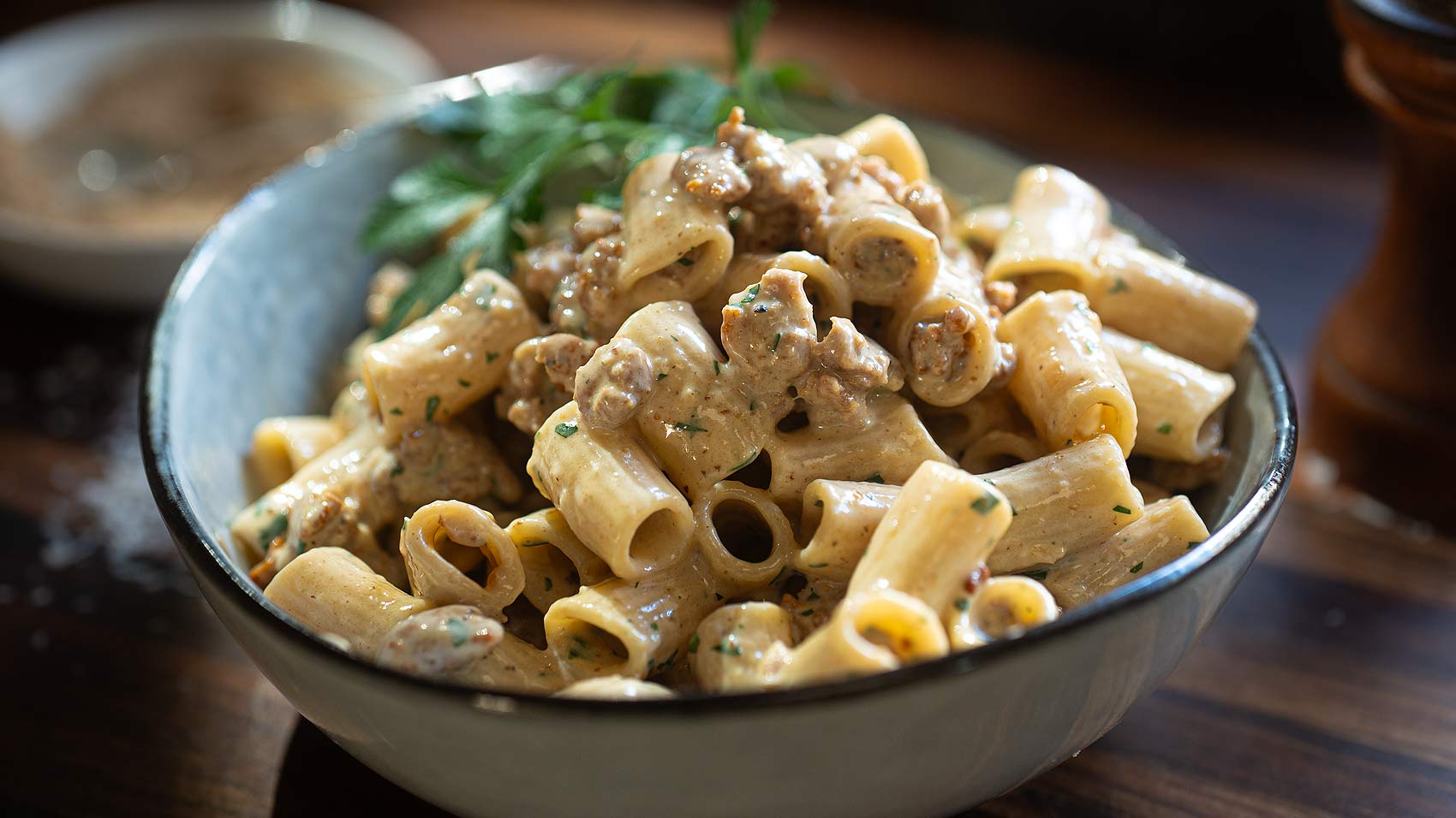 Craziest good creamy sausage pasta