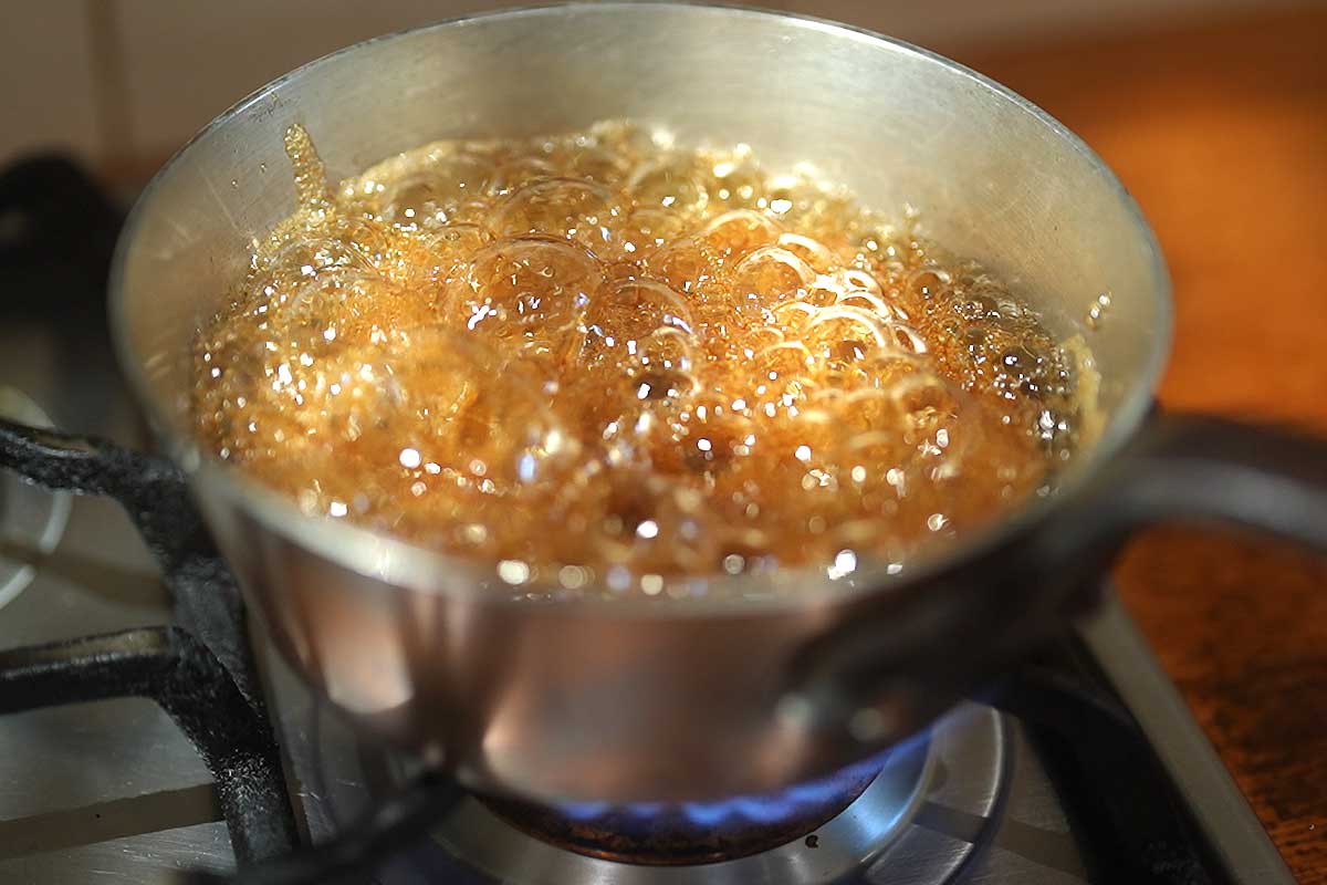 Caramel bubbling